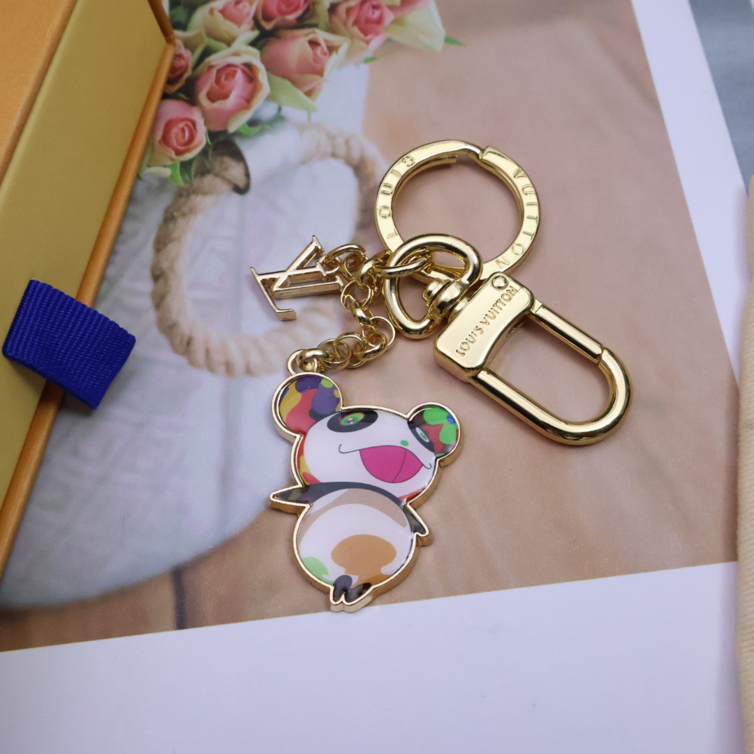 מחזיק מפתחות Louis Vuitton x Murakami Takashi, עיצוב פנדה מצויר ואותיות 3 i1740895105760 2890 0 0