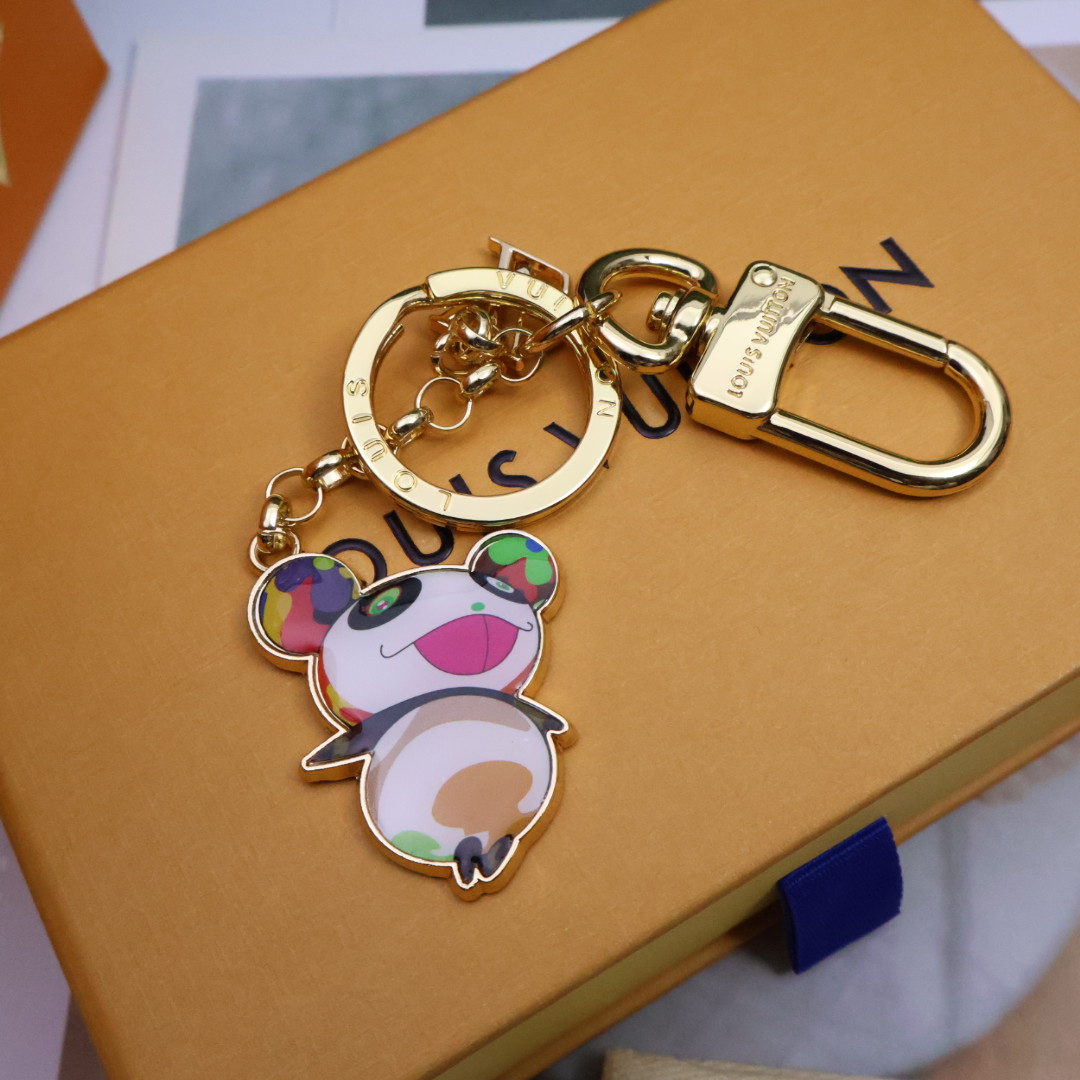 מחזיק מפתחות Louis Vuitton x Murakami Takashi, עיצוב פנדה מצויר ואותיות 5 i1740895107572 1024 0 2