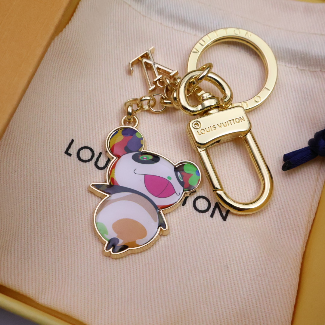 מחזיק מפתחות Louis Vuitton x Murakami Takashi, עיצוב פנדה מצויר ואותיות 6 i1740895107574 1531 0 3