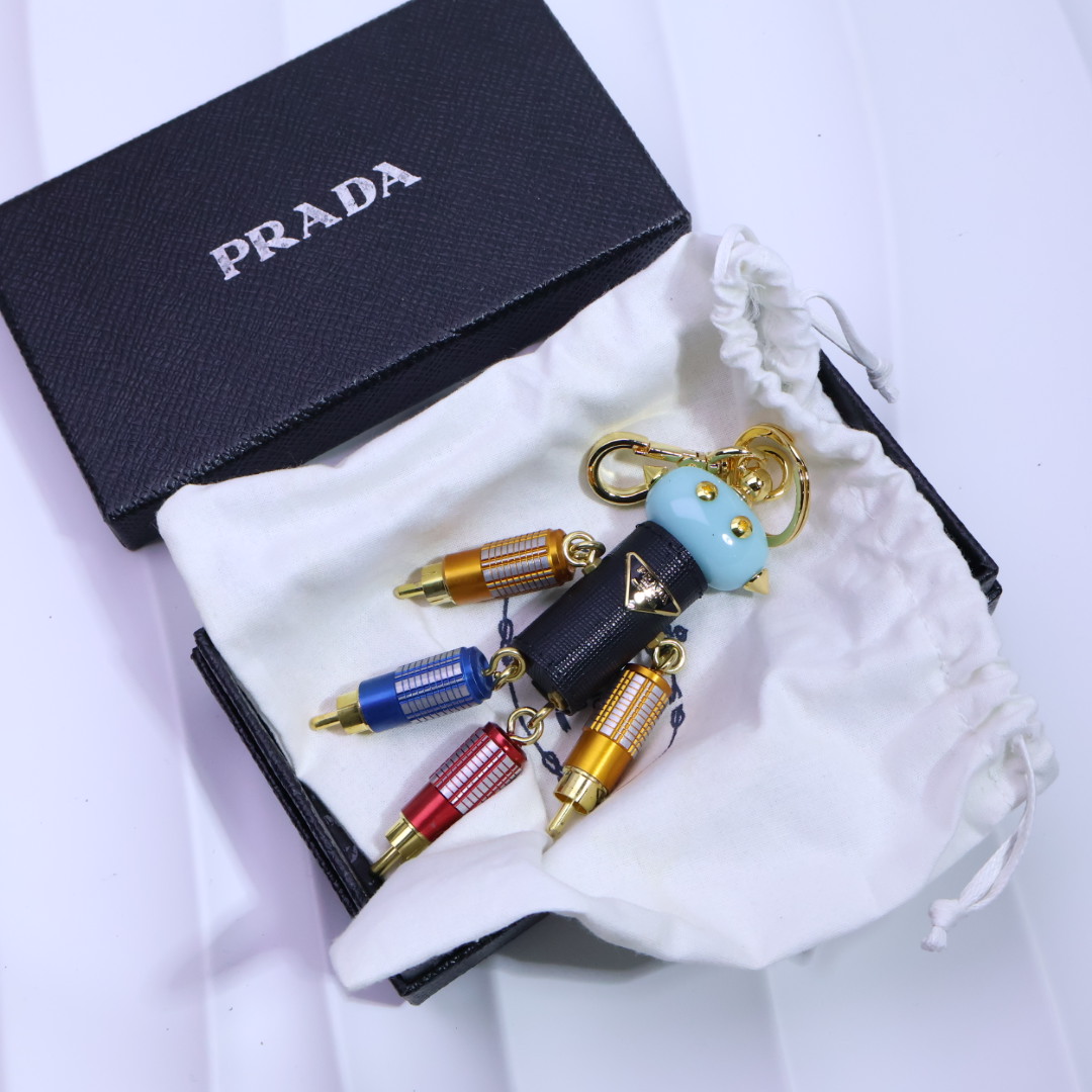 Luxurious ¥rada Saffiano Leather Key Ring with Logo and Hook Detail. - 图片 7