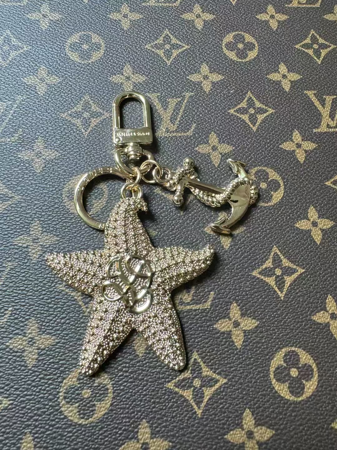 “200 Starfish Key Button Package with Imported Steel Hardware and Sophisticated Logo” - 图片 4