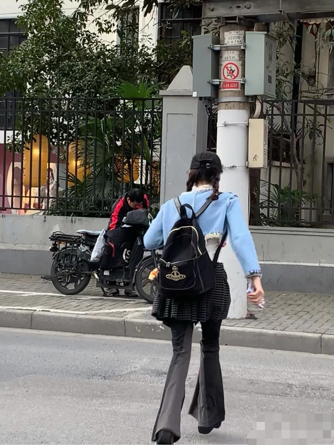 香奈儿 Chanel 高级成衣风衣外套及大衣服装 #8FEABF2C 2