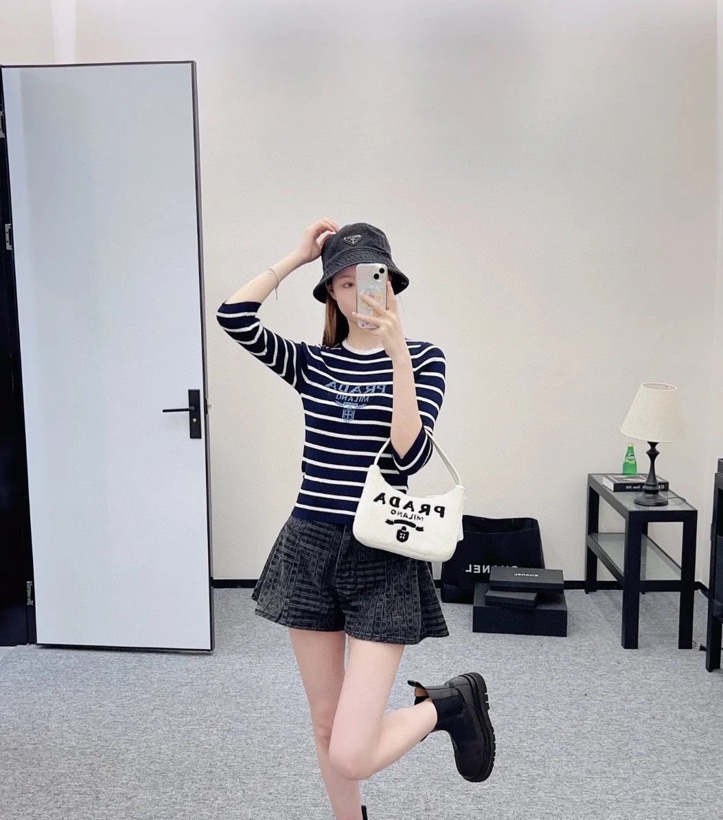 NO:311811,Model upper body picture!  !  ,alexander wang19860909模特上身图！！,,alexander wang,Women's clothing