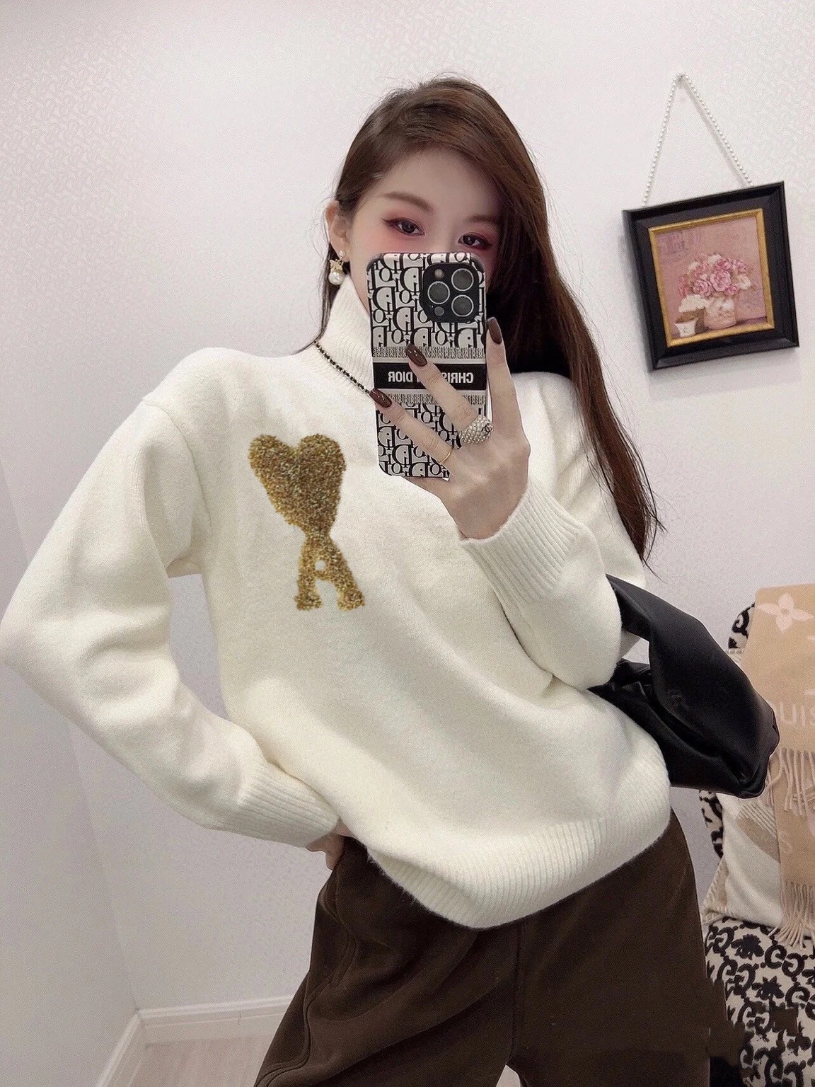 NO:576635,Ami's house!  Counter style!  Half turtleneck long-sleeved sweater with gold embroidered love pattern on the chest!  All three standards are complete!  Size S/M/L, shipped from stock!  (M size bust 96, length 59),,sweaters,alexander wang19860909Ami家！专柜款！胸前金线刺绣爱心图案半高领长袖毛衣！三标齐全！码数S/M/L,现货发！(M码胸围96衣长59),,sweaters,alexander wang,Women's clothing