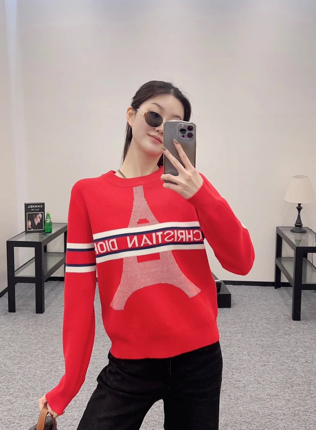 NO:295474,Dio* Home!  New early spring style!  Letter logo on chest with jacquard round neck long sleeve red sweater!  Complete three standards!  Number of codes 36/38/40, shipped in stock!  (38 size bust 92 length 54), dior, sweaters, alexander wang19860909Dio*家！早春新款！胸前字母logo铁塔图案提花圆领长袖红色毛衣！三标齐全！码数36/38/40,现货发！(38码胸围92衣长54),,dior,sweaters,alexander wang,Women's clothing