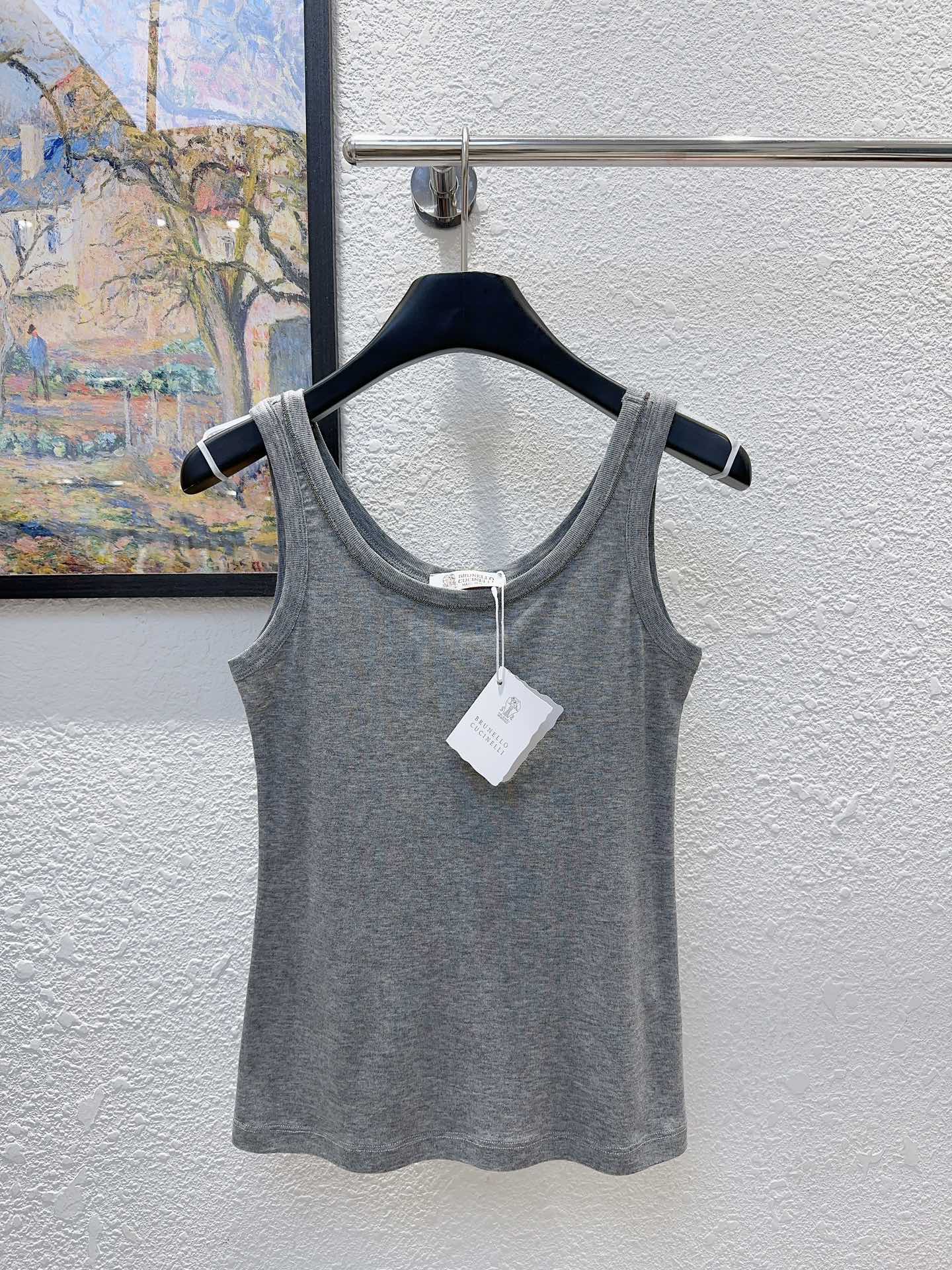 NO:417400,BC home!  Special counter model!  Custom silk cotton fabric neckline chain beads decorative sleeveless vest!  So beautiful!  Complete three standards!  Extra elasticity!  Four colors!  Number of codes 36/38/40/42, shipped in stock!  (38 size bust 70 length 55), chanel,alexander wang19860909BC家！专柜款！定制丝棉面料领口链珠装饰无袖背心！太美了！三标齐全！超大弹力！四色！码数36/38/40/42,现货发！(38码胸围70衣长55),,chanel,alexander wang,Women's clothing