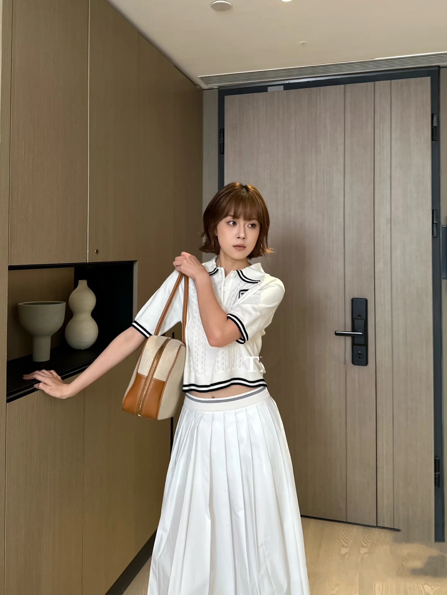 NO:453809,Beautiful woman's upper body picture, alexander wang19860909美女上身图,,alexander wang,Women's clothing