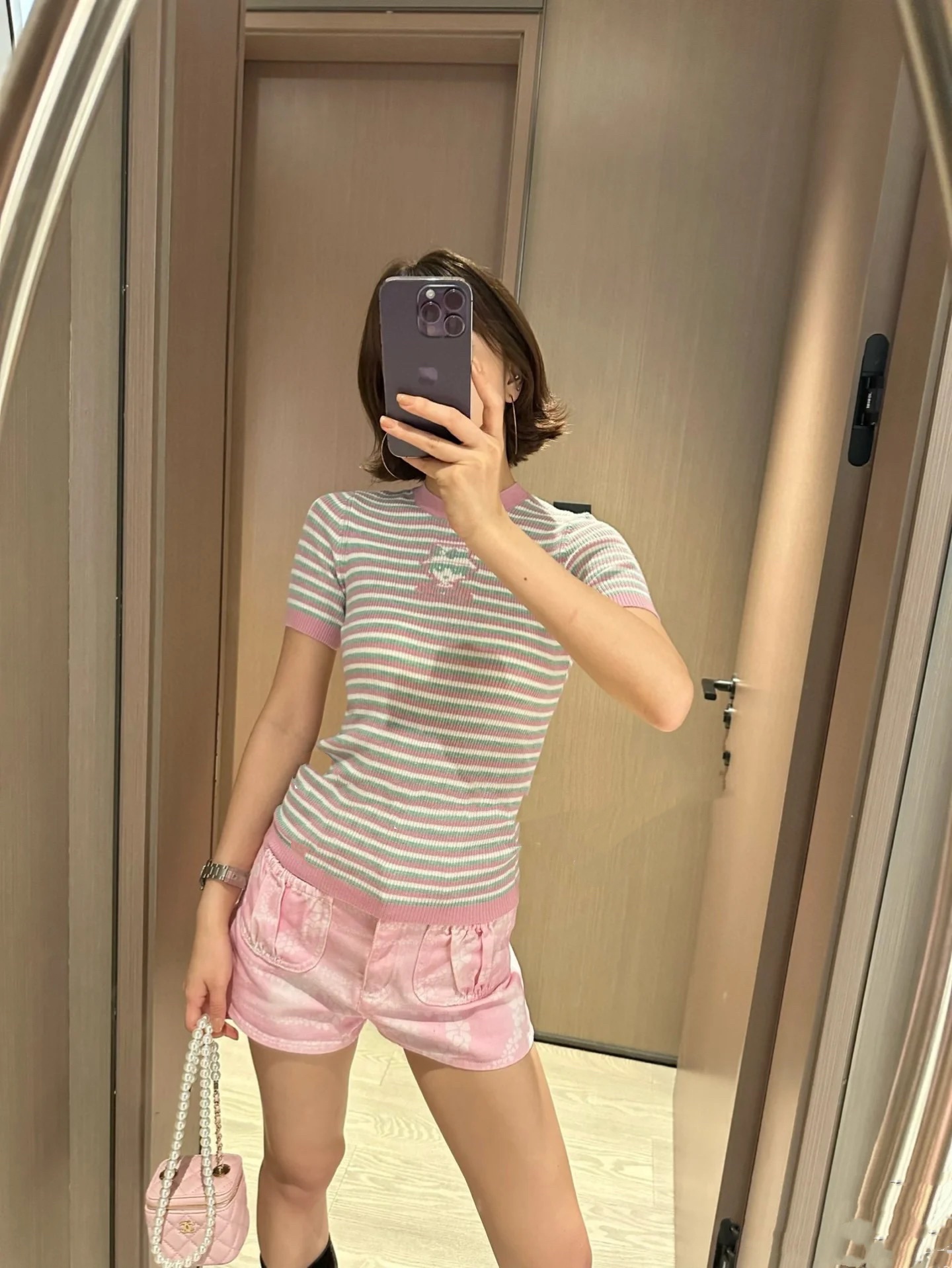 NO:473332,Beautiful woman's upper body picture, alexander wang19860909美女上身图,,alexander wang,Women's clothing
