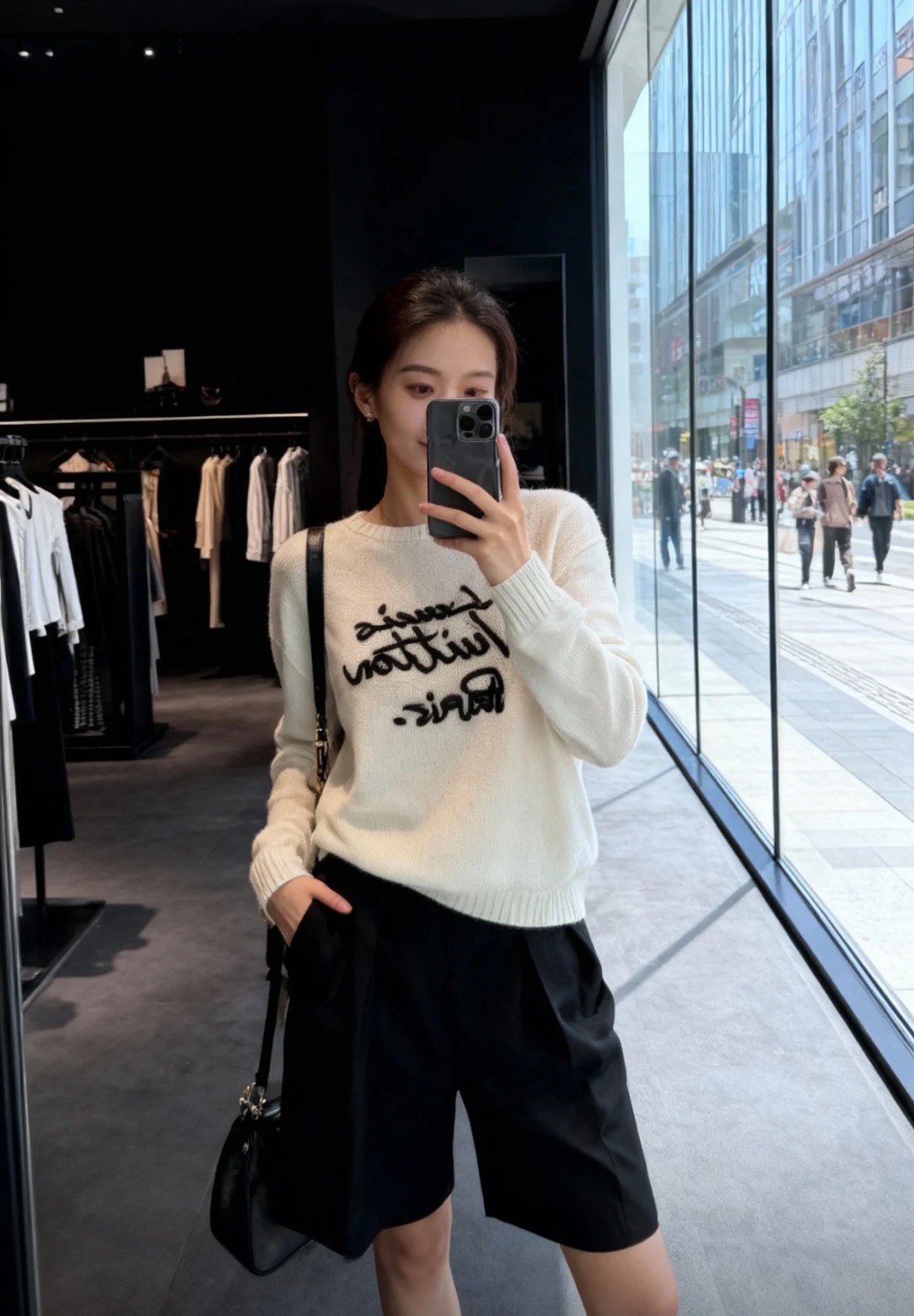 NO:590871,Donkey’s house!  Counter style!  Round neck long-sleeved white sweater with three-dimensional letter logo pattern embroidered on the chest!  All three standards are complete!  Size S/M/L, shipped from stock!  (M size bust 90, length 57),,louis vuitton,louis vuitton,louis vuitton,sweaters,alexander wang19860909Lv驴家！专柜款！胸前刺绣立体字母logo图案圆领长袖白色毛衣！三标齐全！码数S/M/L,现货发！(M码胸围90衣长57),,louis vuitton,louis vuitton,louis vuitton,sweaters,alexander wang,Women's clothing