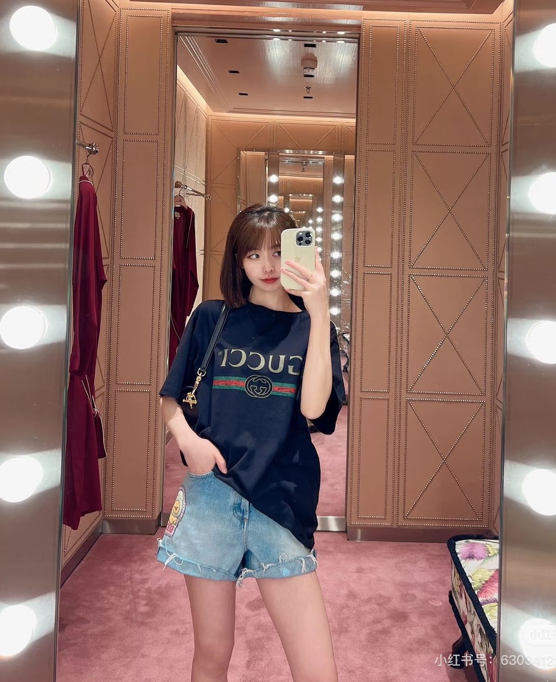NO:762262,GG’s house!  High version!  Classic style!  Round neck loose short-sleeved T-shirt with colorful letter logo pattern printed on the chest!  All three standards are complete!  Size S/M/L, shipped from stock!  (M size bust 100, length 66),,gucci,T-shirt,tees,t-shirt,19860909GG家！高版本！经典款！胸前彩色字母logo图案印花圆领宽松短袖T恤！三标齐全！码数S/M/L,现货发！(M码胸围100衣长66),,gucci,T-shirt,tees，t-shirt,,Women's clothing