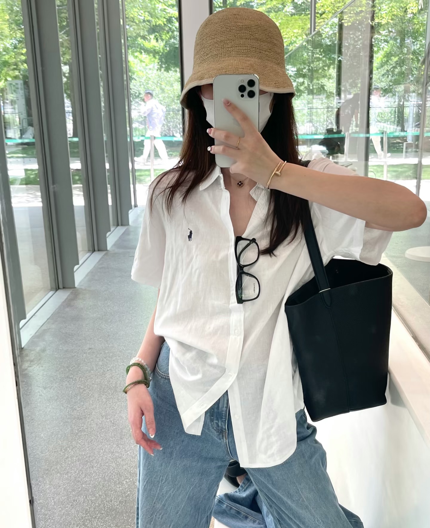 NO:833181,RL Raff!  Counter style!  Linen short-sleeved white shirt with pony pattern embroidery on the chest and lapel!  Size S/M/L, shipped from stock!  (M size bust 92, length 57-60),,shirts,T-shirt,19860909RL拉夫！专柜款！胸口刺绣小马图案翻领亚麻短袖白色衬衫！码数S/M/L,现货发！(M码胸围92衣长57-60),,shirts,T-shirt,,Women's clothing