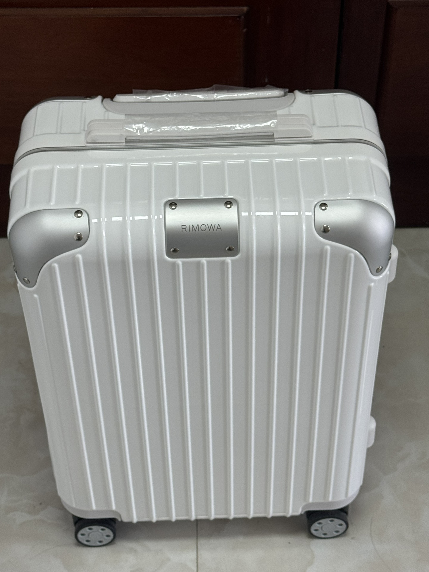 NO:270015,hybrid,19860909hybrid,,luggage