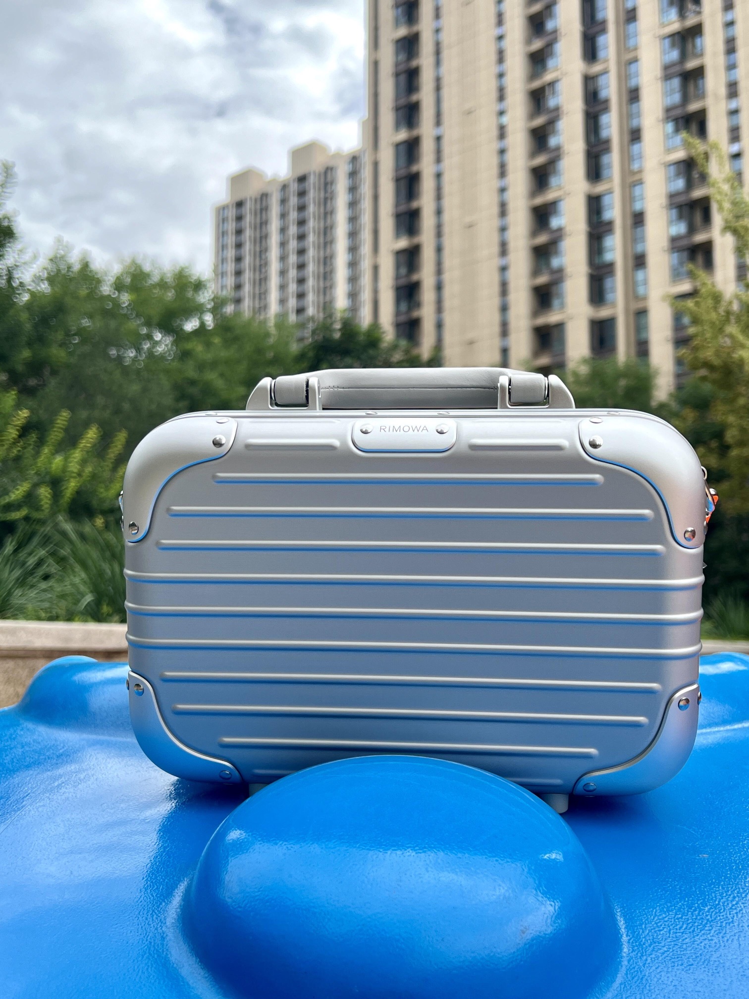 日默瓦rimowa topas piccolo 日默瓦银色手提箱 挎包表箱  非常实用又好看的一款手提箱 5