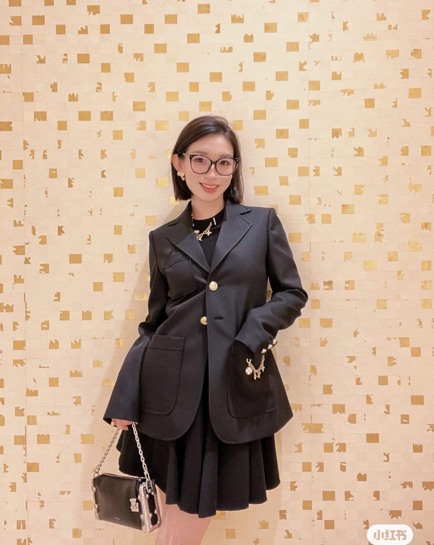 LV Women LV26 Early Spring New Chain Decorated Wool Suit — photo 2