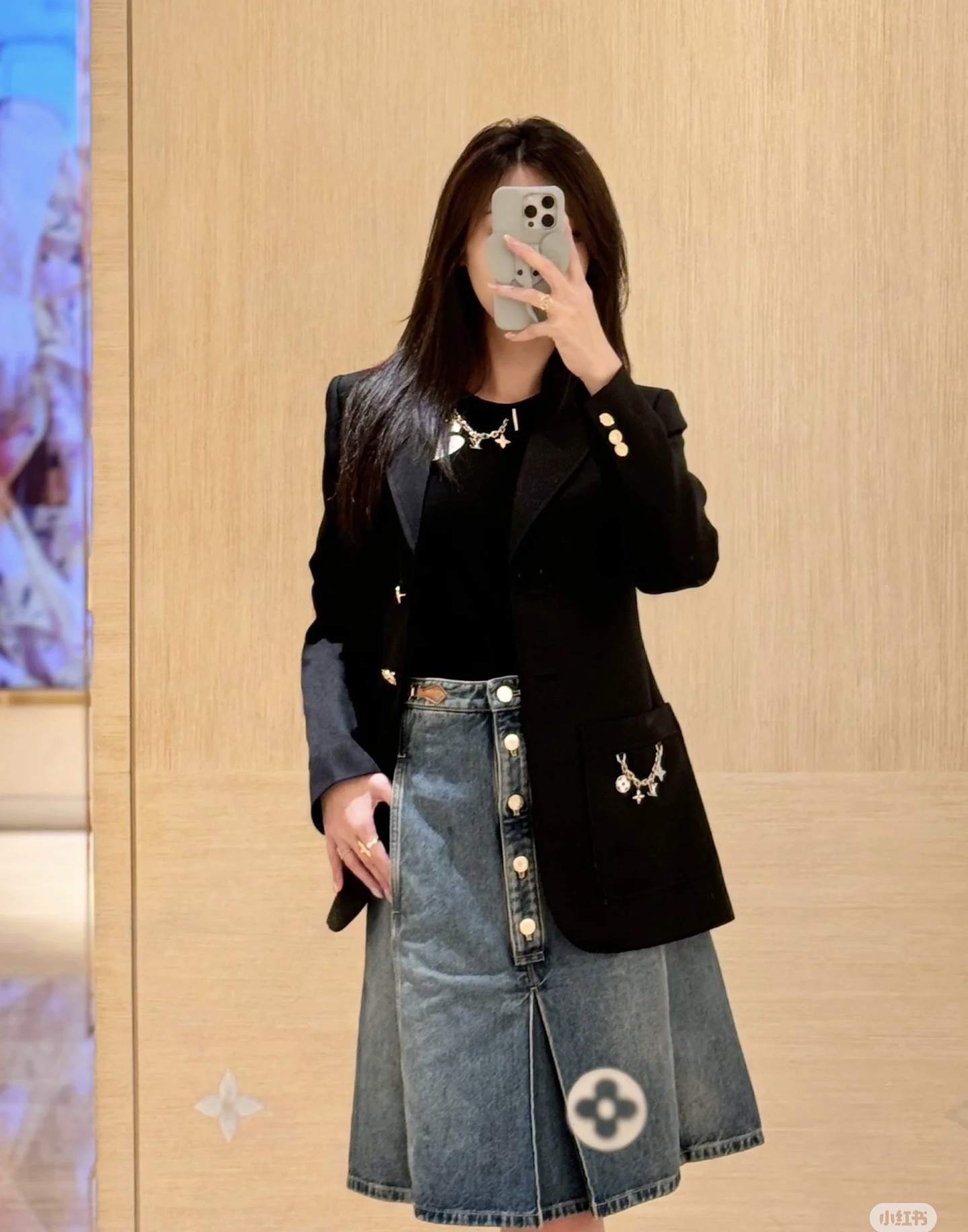 LV Women LV26 Early Spring New Chain Decorated Wool Suit — photo 5