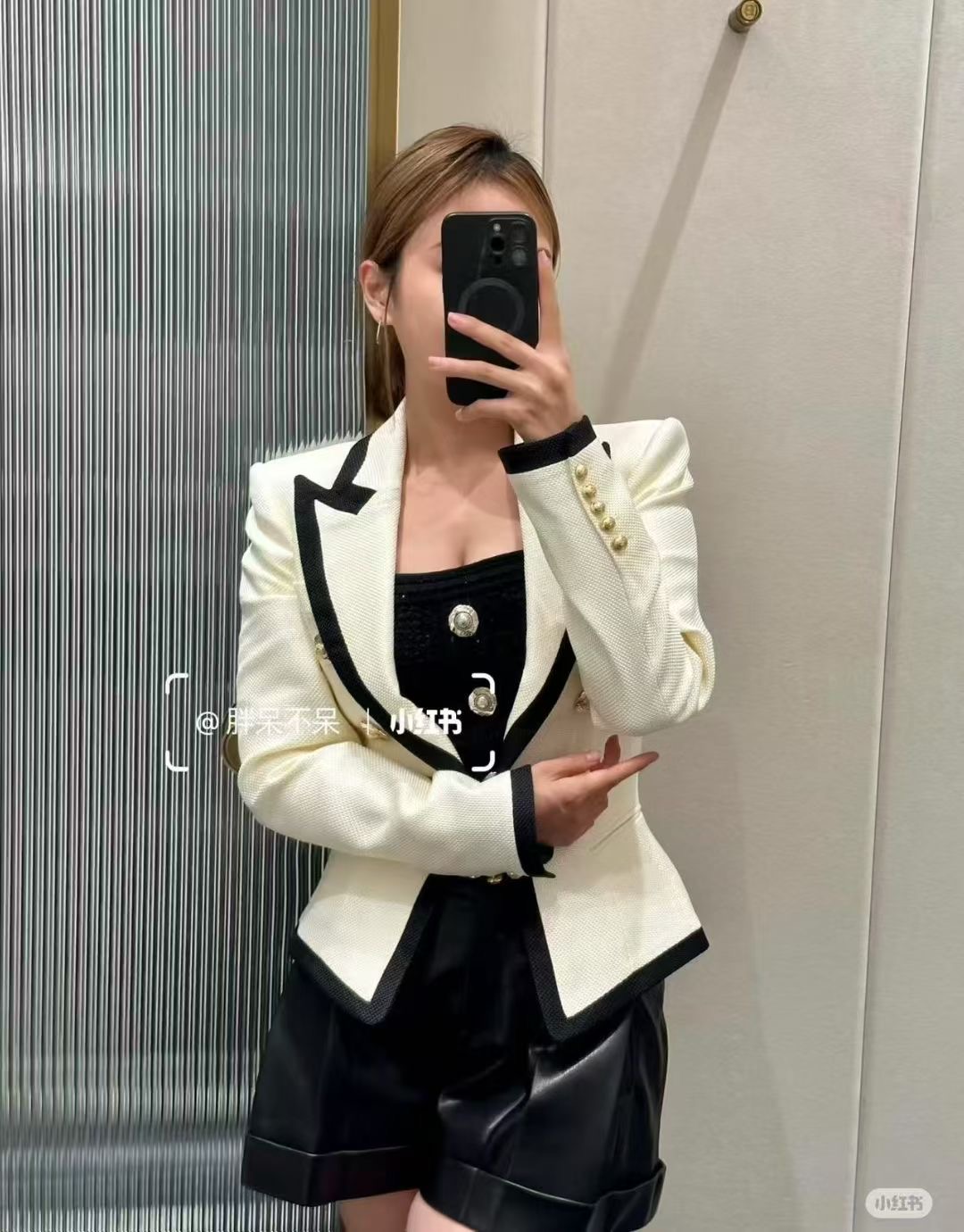Balmain Women's Double-Breasted Blazer, Fitted Waist, Pale Yellow and Black 6 i1756380177477 1400 0 5
