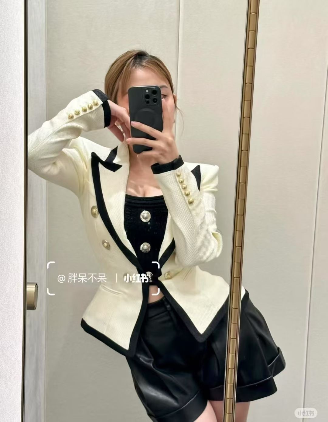 Balmain Women's Double-Breasted Blazer, Fitted Waist, Pale Yellow and Black 4 i1756380177478 8297 0 3