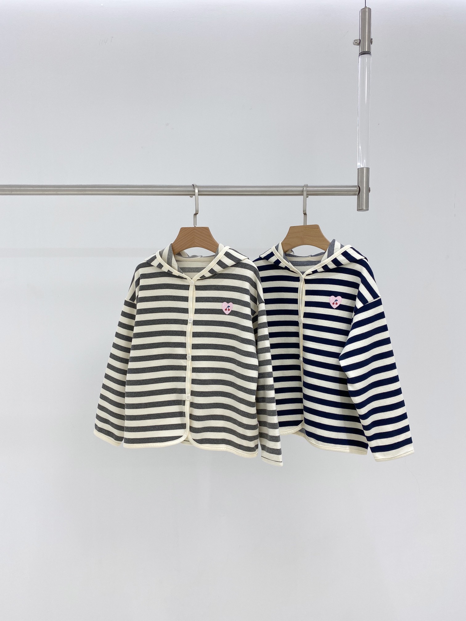 Romantic Striped Baby Clothes for Comfortable and Free Movement in Fall - 图片 9