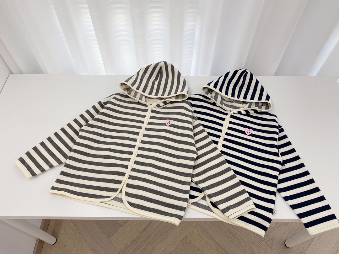 Romantic Striped Baby Clothes for Comfortable and Free Movement in Fall