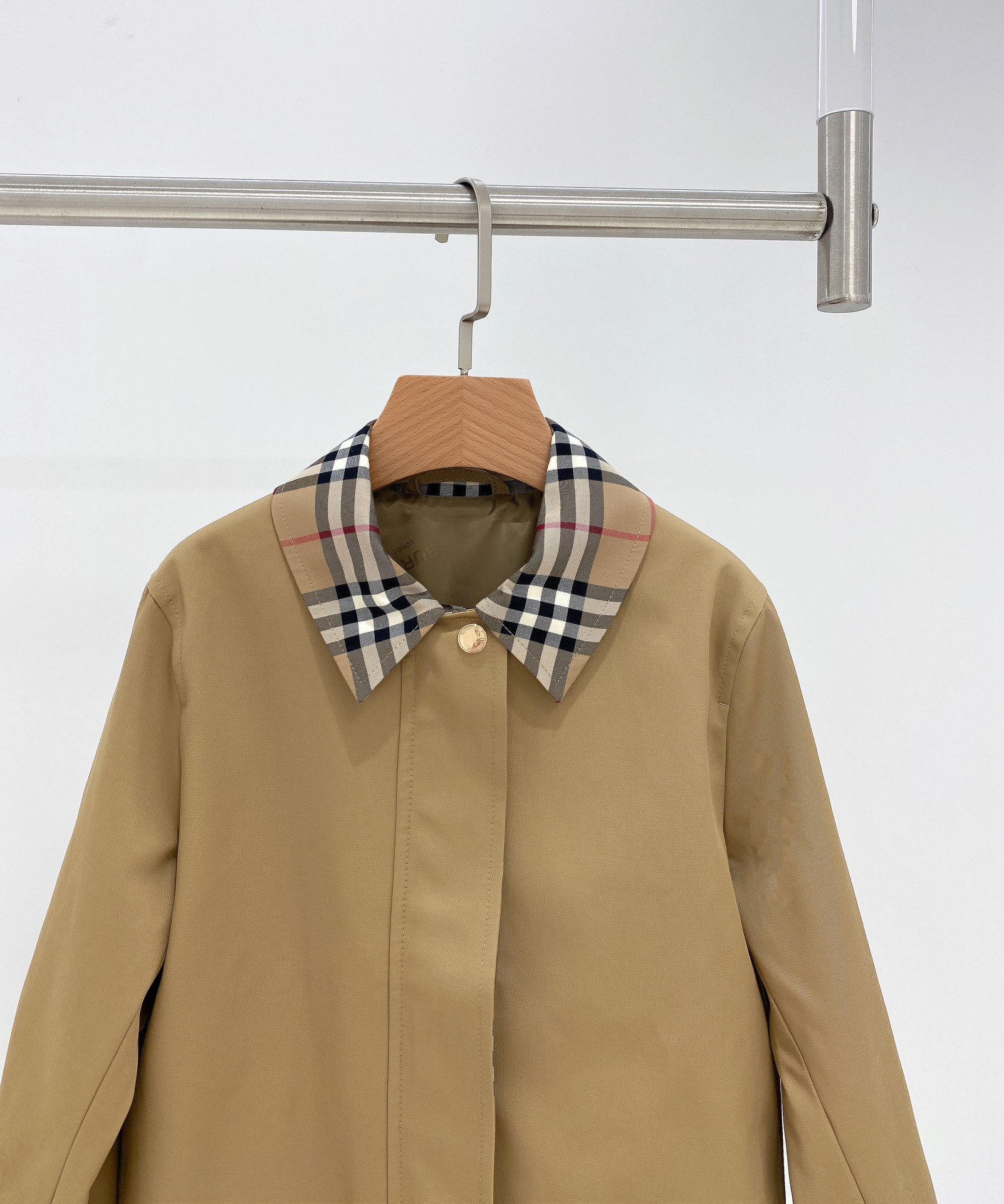 High-Quality Cashy Jacket: Waterproof, Windproof, Comfortable, Durable, Stylish, Fine Details - 图片 2
