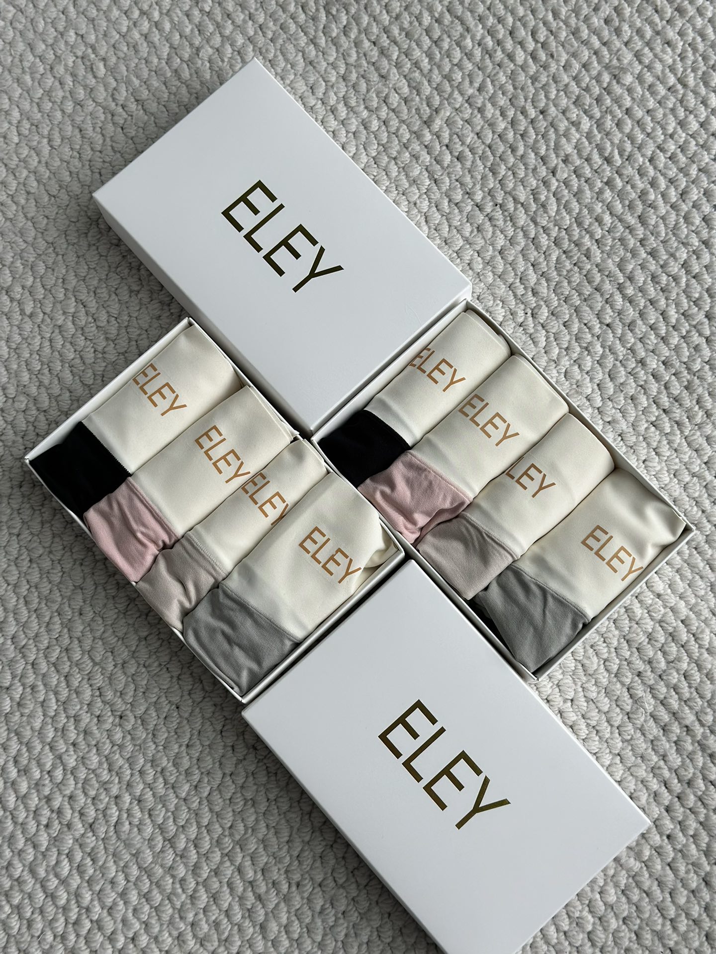 🆕正品ELEY无尺码裸感高腰女士内裤，大家都反应这内裤太好穿了，就是太胖了我穿不了应广大粉丝朋友的需求，