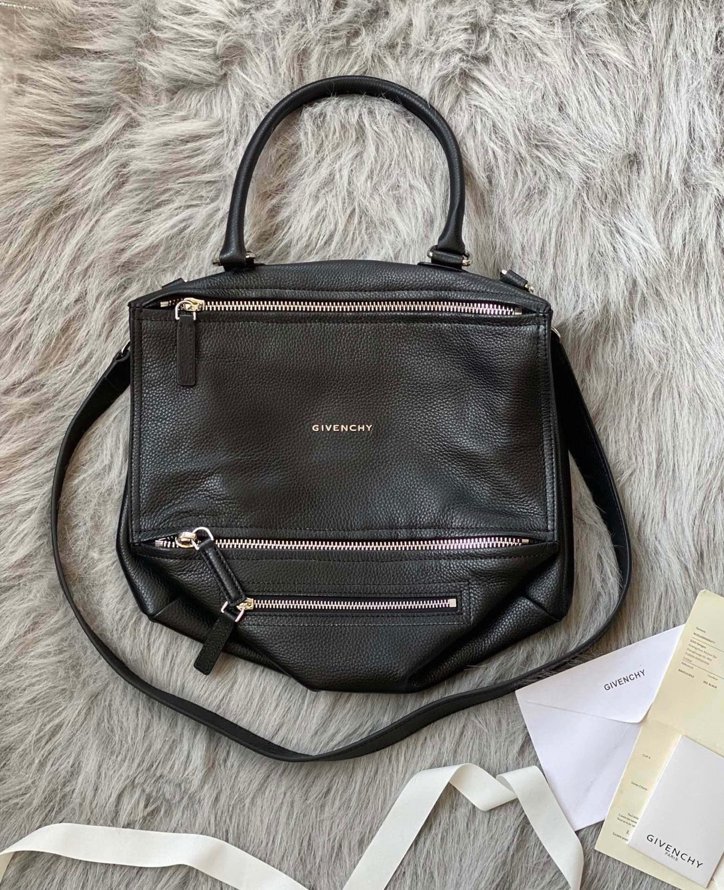 华伦天奴 Valentino 高定典藏经典高奢皮具手袋托特包斜挎包女包 #B4AE0B64