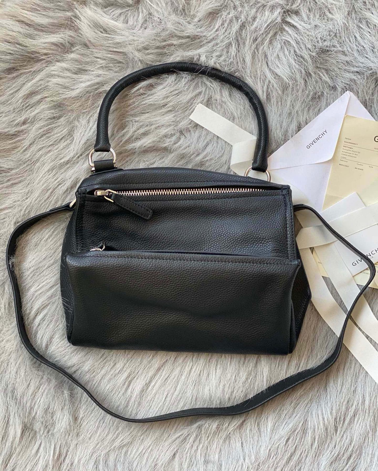 Balenciaga Luxury Designer Handbag Shoulder Crossbody Bag crafted in 2