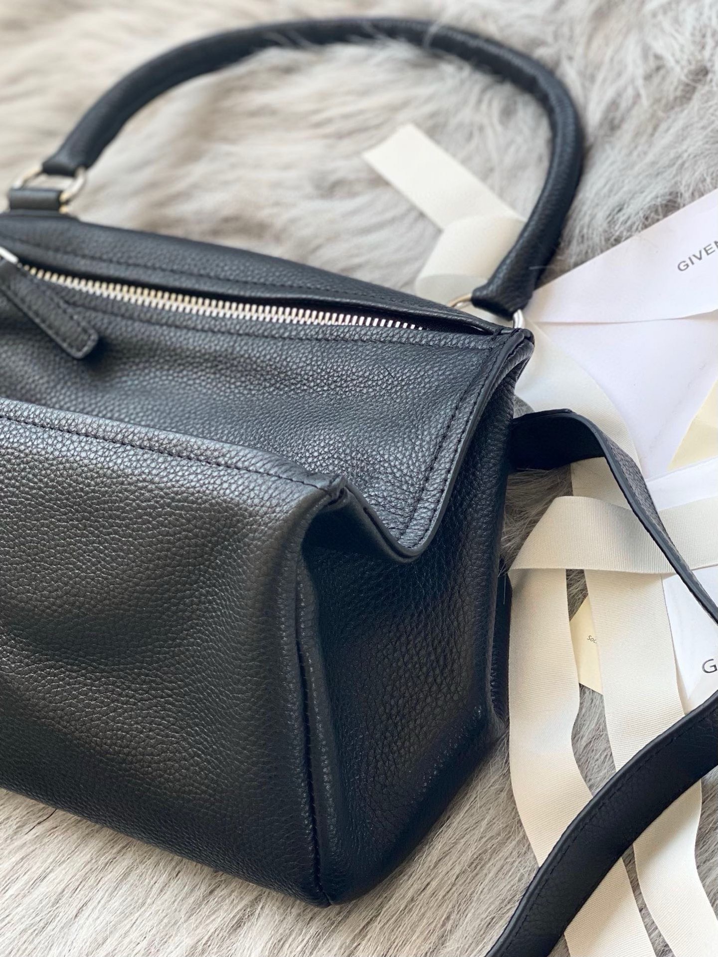 Balenciaga Luxury Designer Handbag Shoulder Crossbody Bag crafted in 3