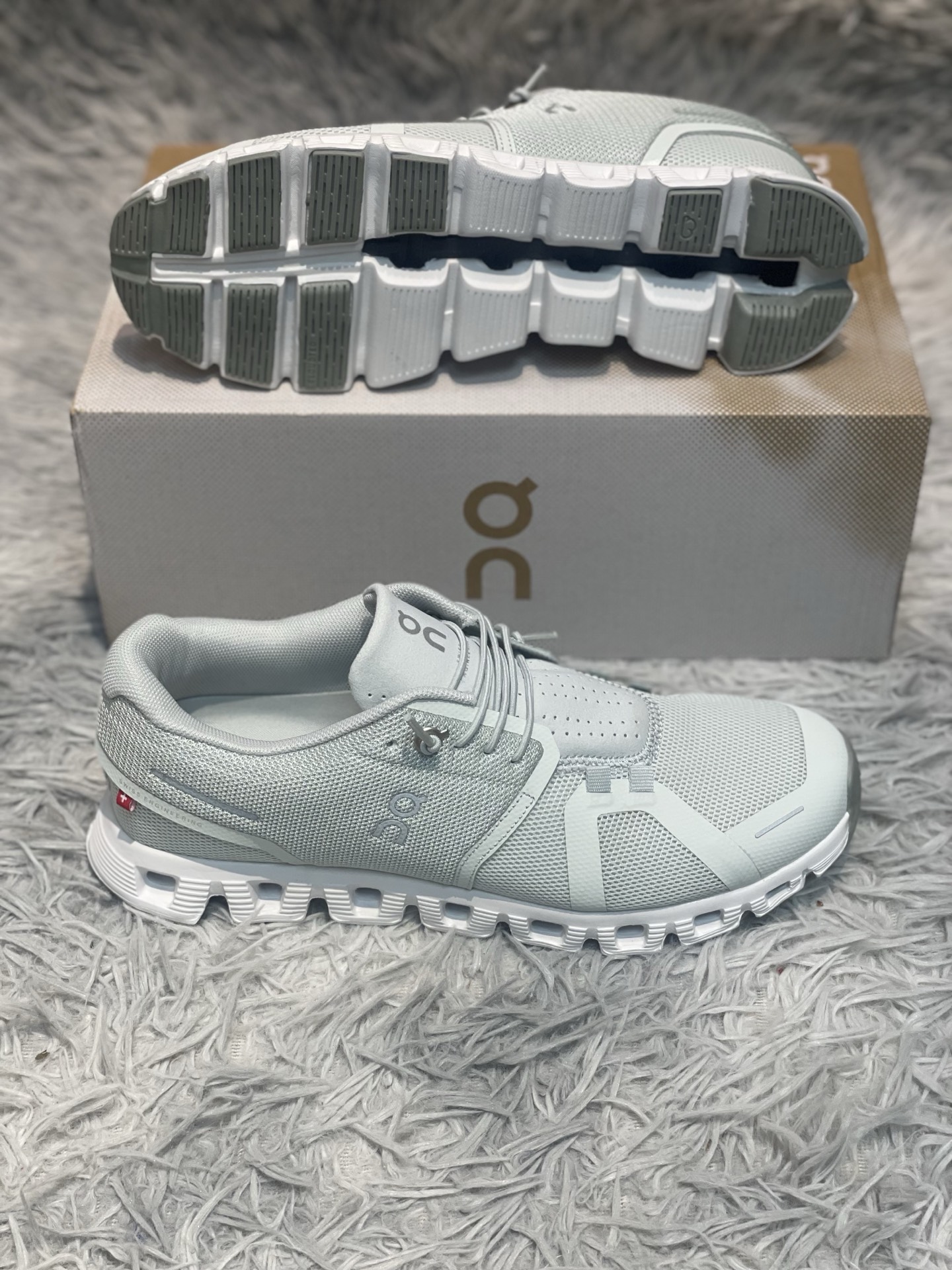 ON Run Cloud 6 캐주얼 경량 러닝화 102677 이미지 5