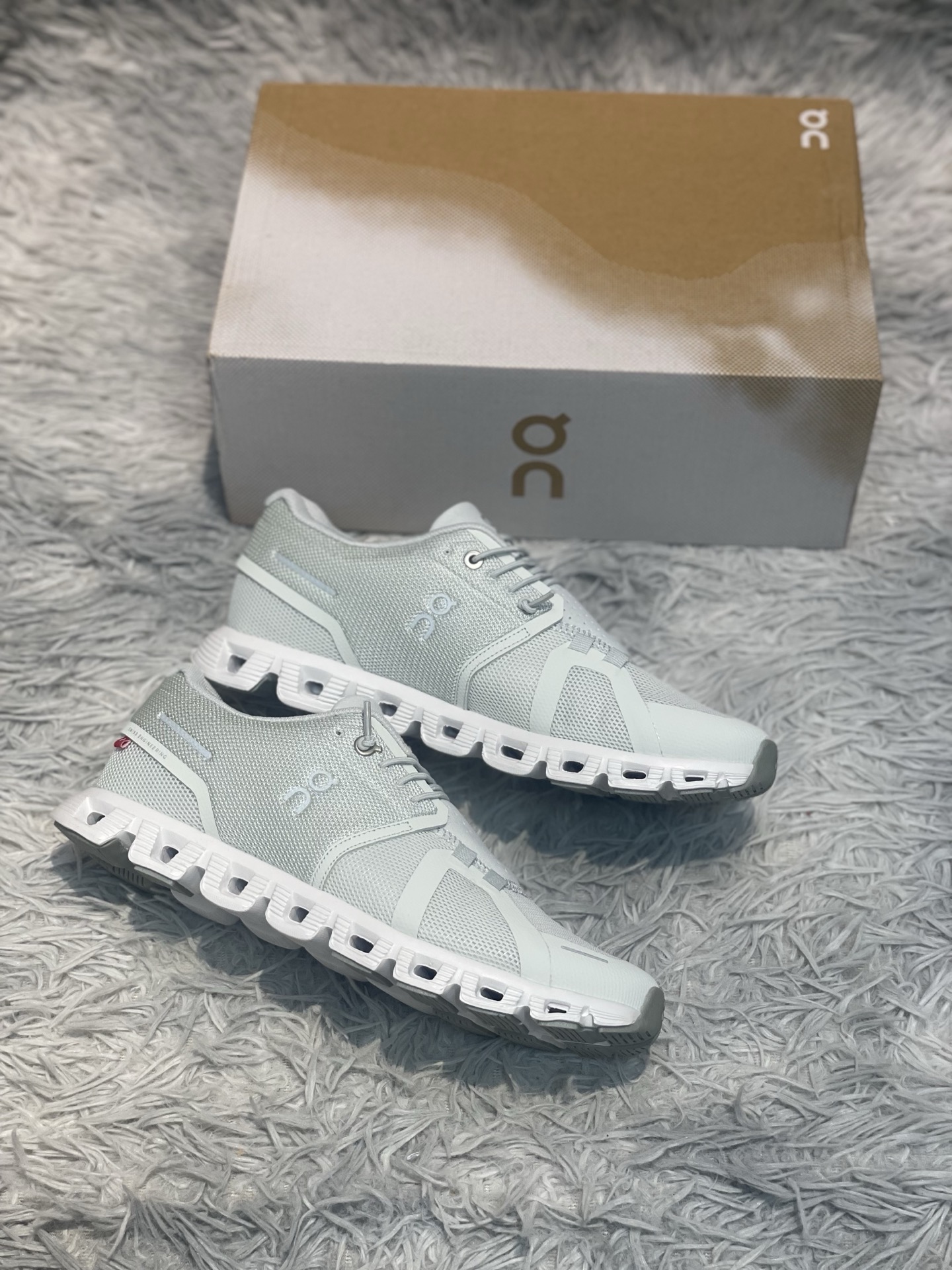 ON Run Cloud 6 캐주얼 경량 러닝화 102677 이미지 9