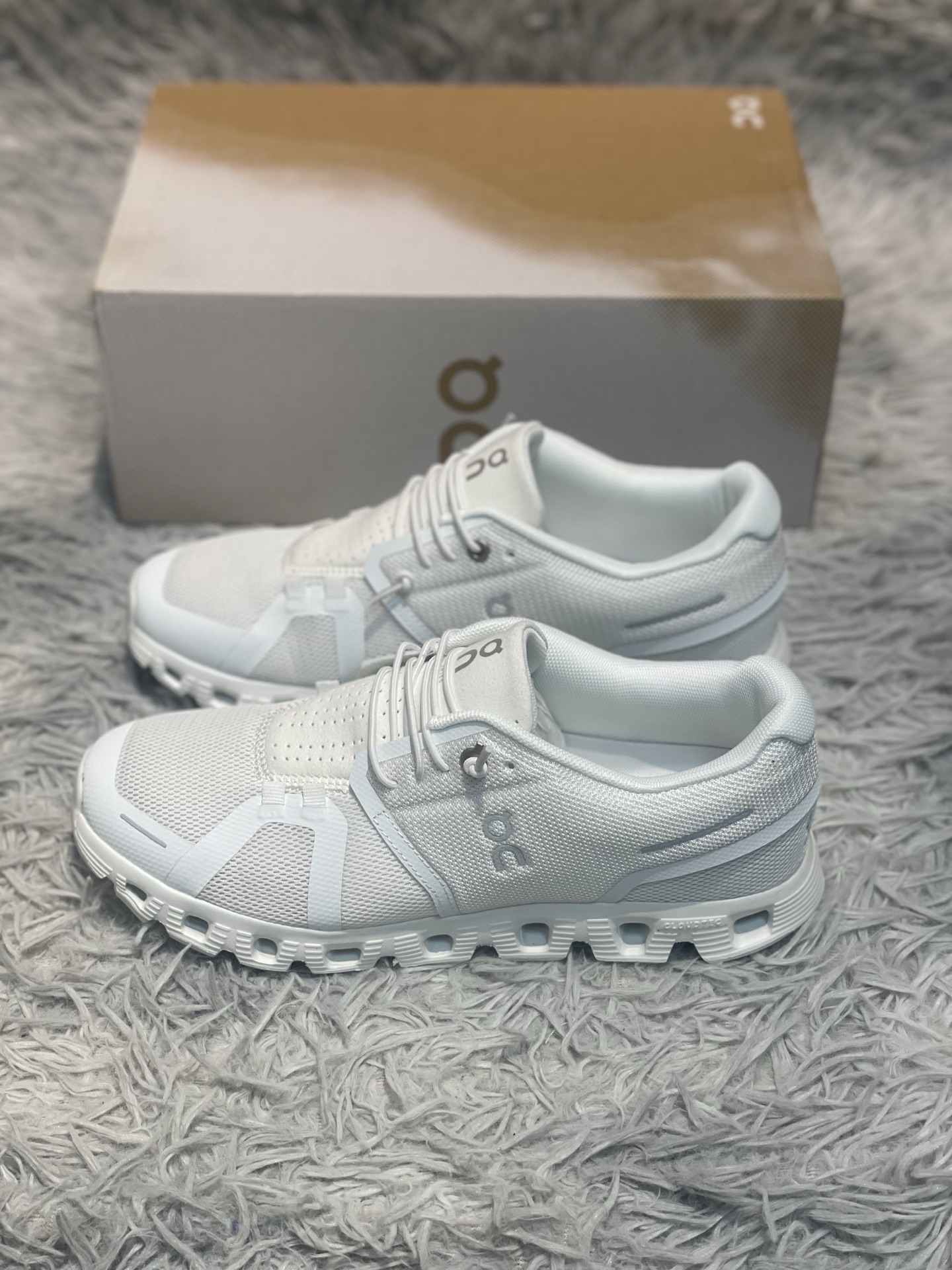 ON Run Cloud 6 남녀공용 경량 러닝화 102675 이미지 6