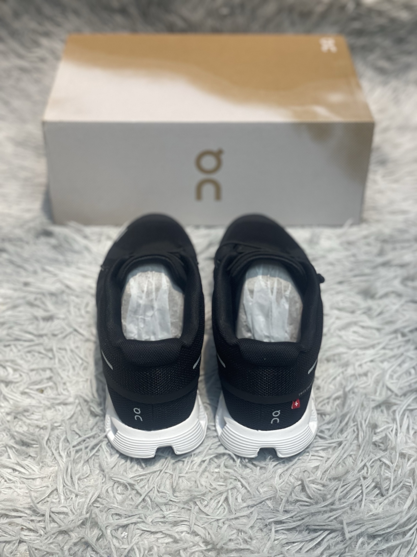 ON 런 클라우드 6 남녀 공용 캐주얼 러닝화 102674 이미지 3