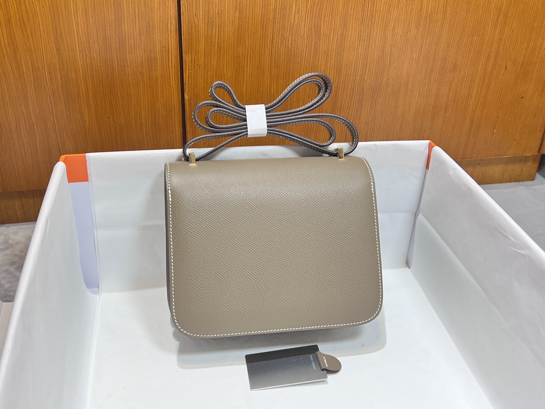 Hermès [New style] Hermes/Hermes hand-sewn crafts Constance Kangkang 19 new model with mirror epsom cowhide lambskin lining classic cute