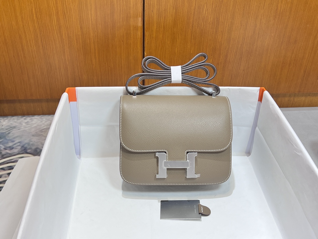 Hermès [New style] Hermes/Hermes hand-sewn crafts Constance Kangkang 19 new model with mirror epsom cowhide lambskin lining classic cute