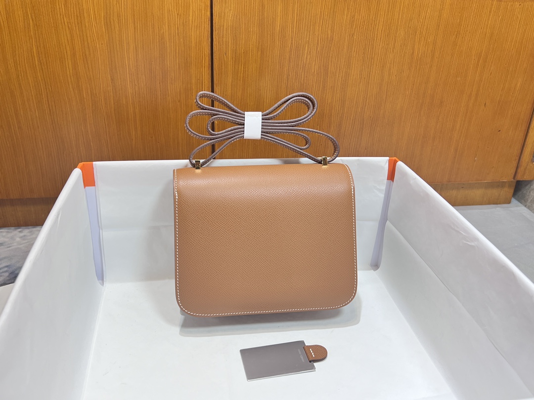 Hermès [New style] Hermes/Hermes hand-sewn crafts Constance Kangkang 19 new model with mirror epsom cowhide lambskin lining classic cute