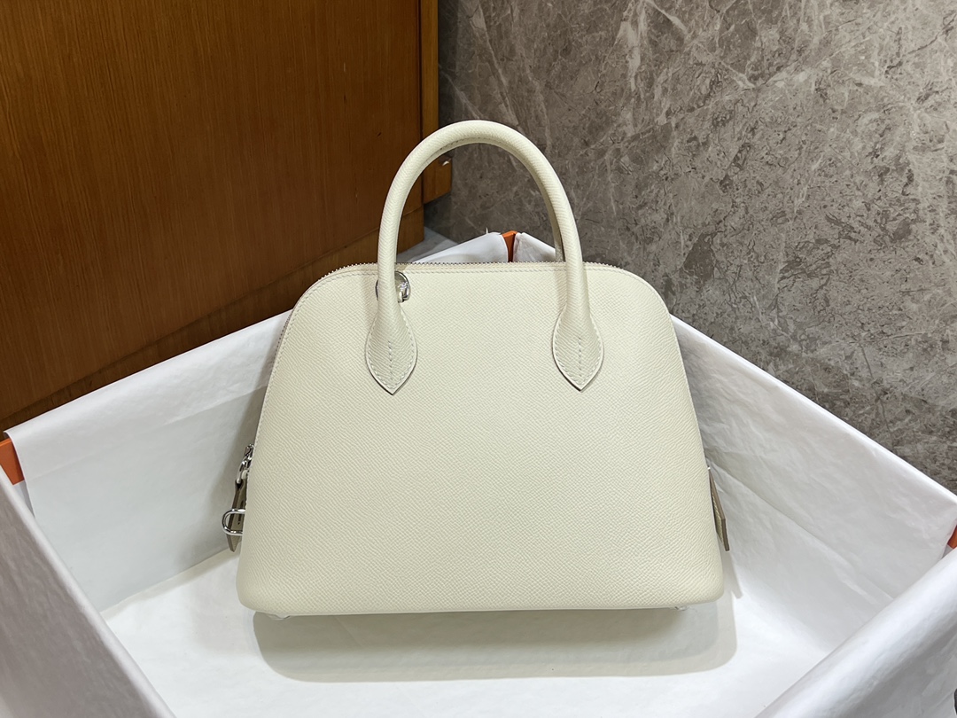 Bolide25 bolso de bolos en piel Epsom, blanco batido, cierre plateado, minimalista y discreto, tamaño dorado de 25cm, f…