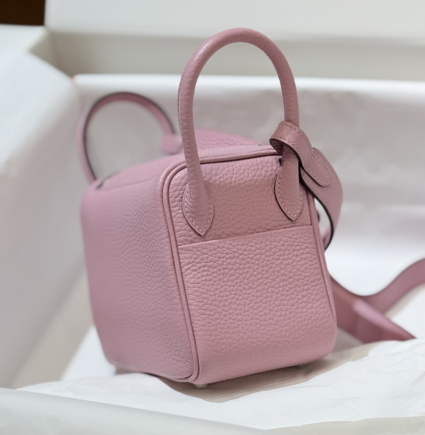 Hermès Mini Lindy 2nd generation 19cm ready stock