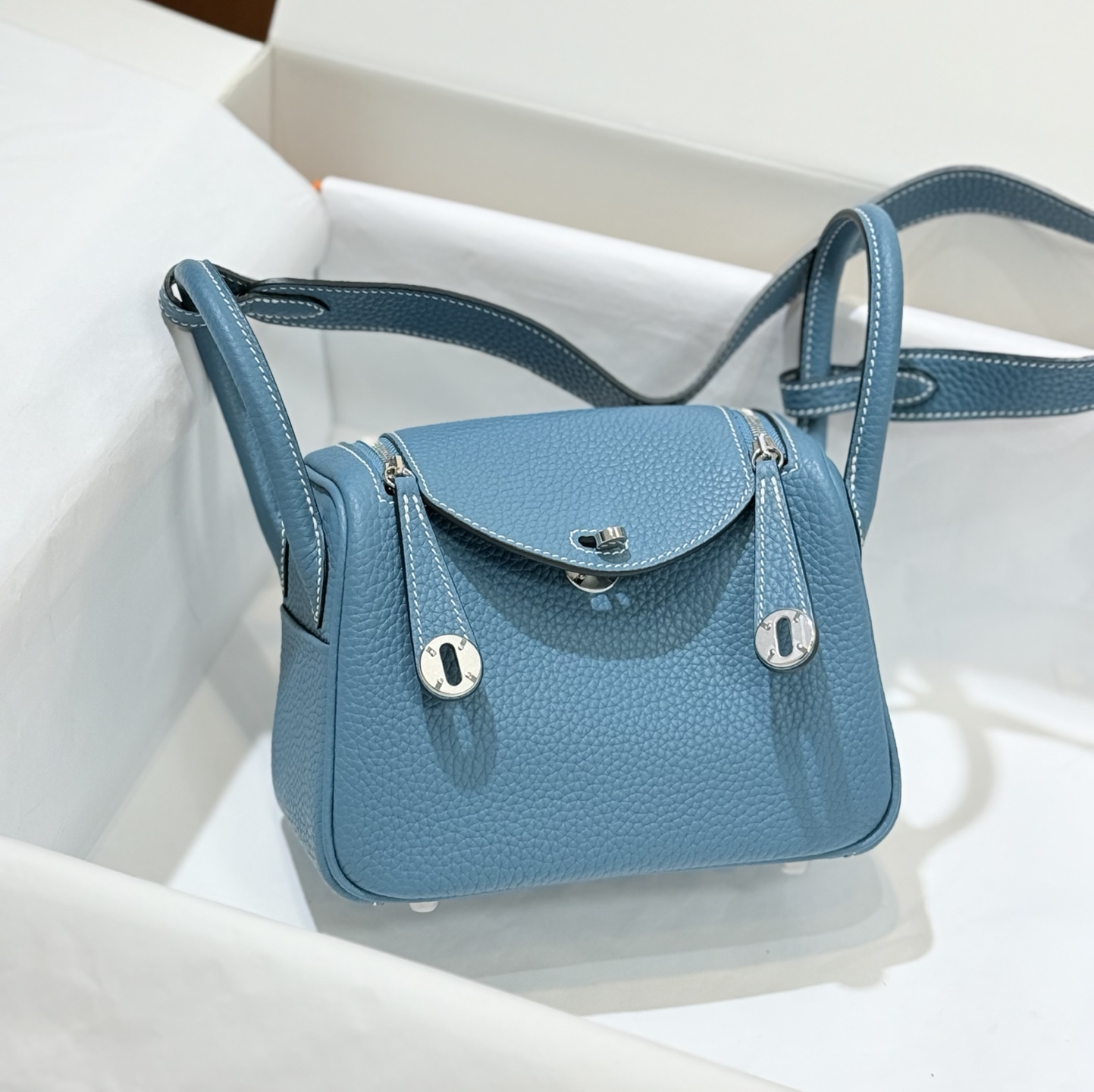 Hermès Mini Lindy 2nd generation 19cm