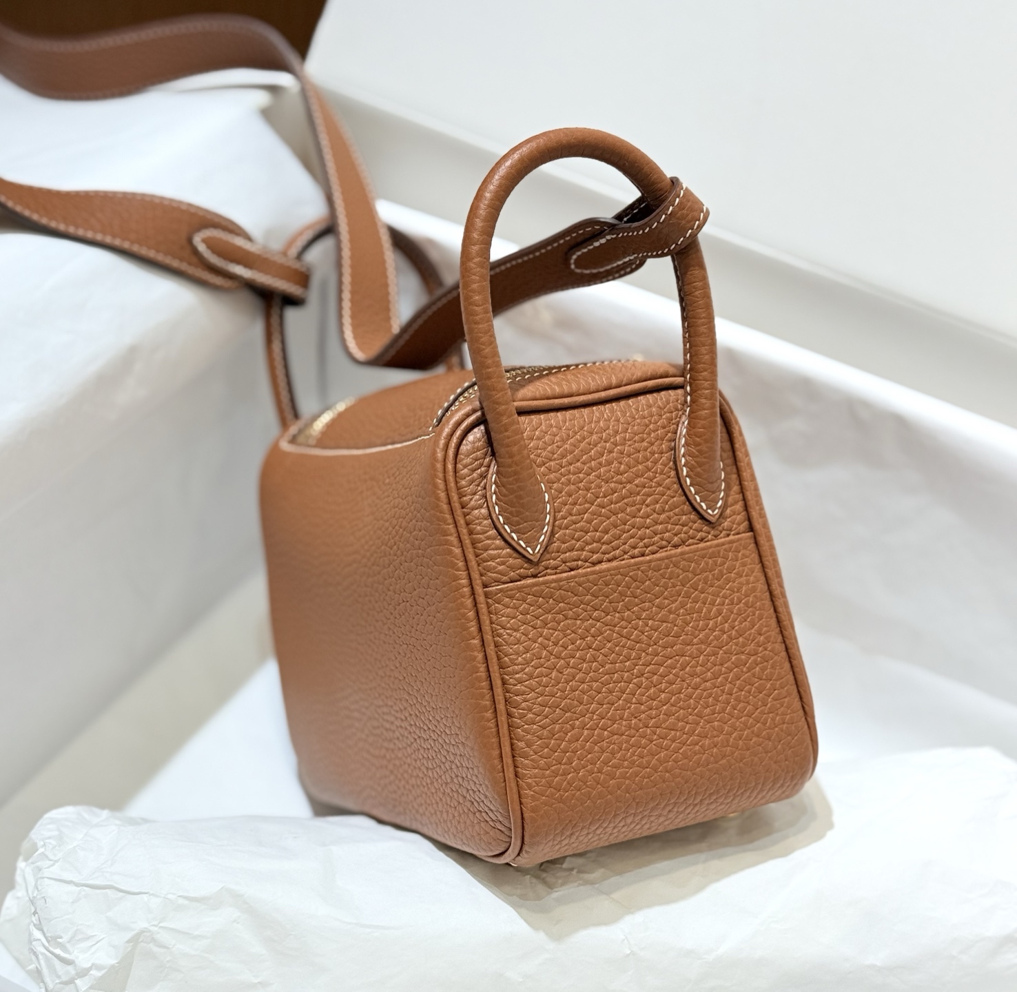 Hermès Mini Lindy 2nd generation 19cm