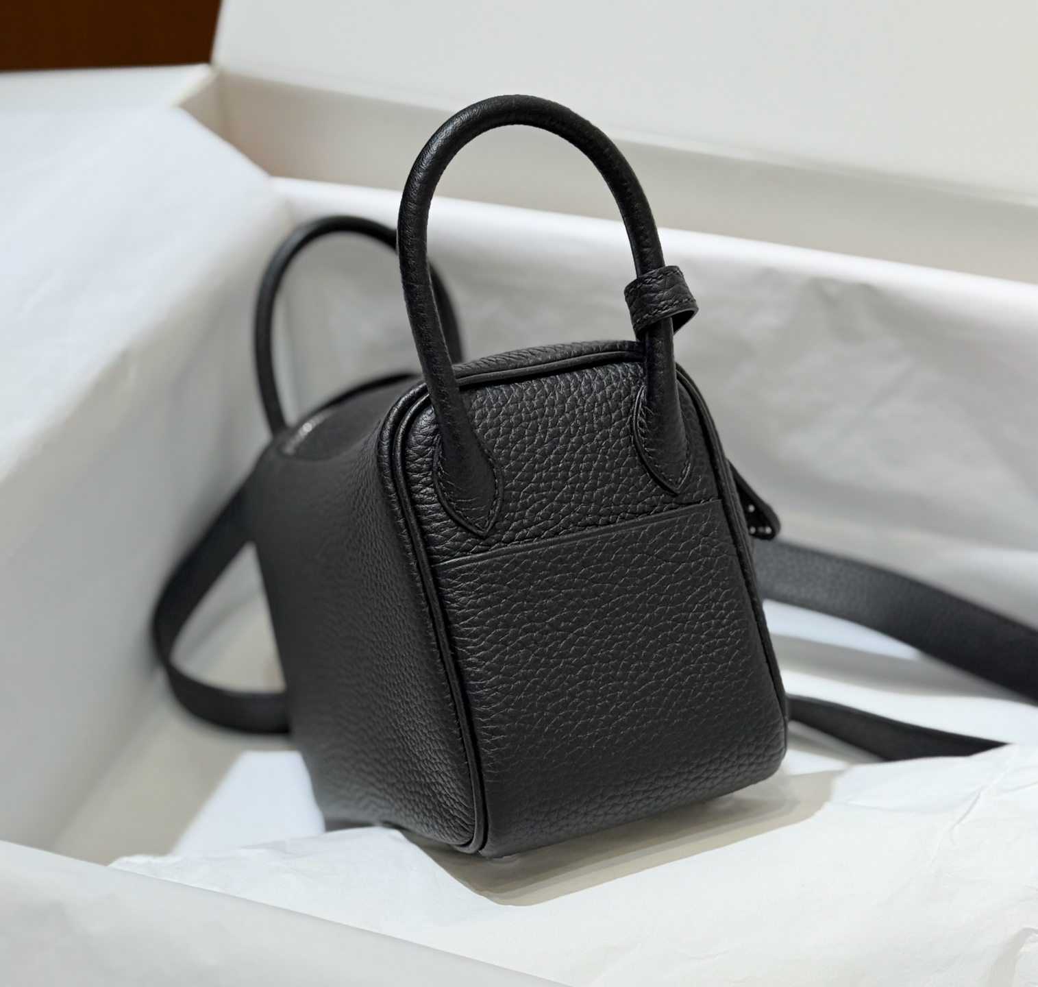 Hermès Mini Lindy 2nd generation 19cm