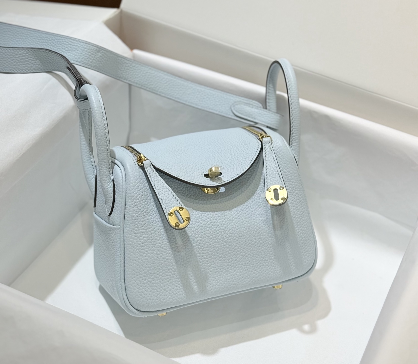 Hermès Mini Lindy 2nd generation 19cm