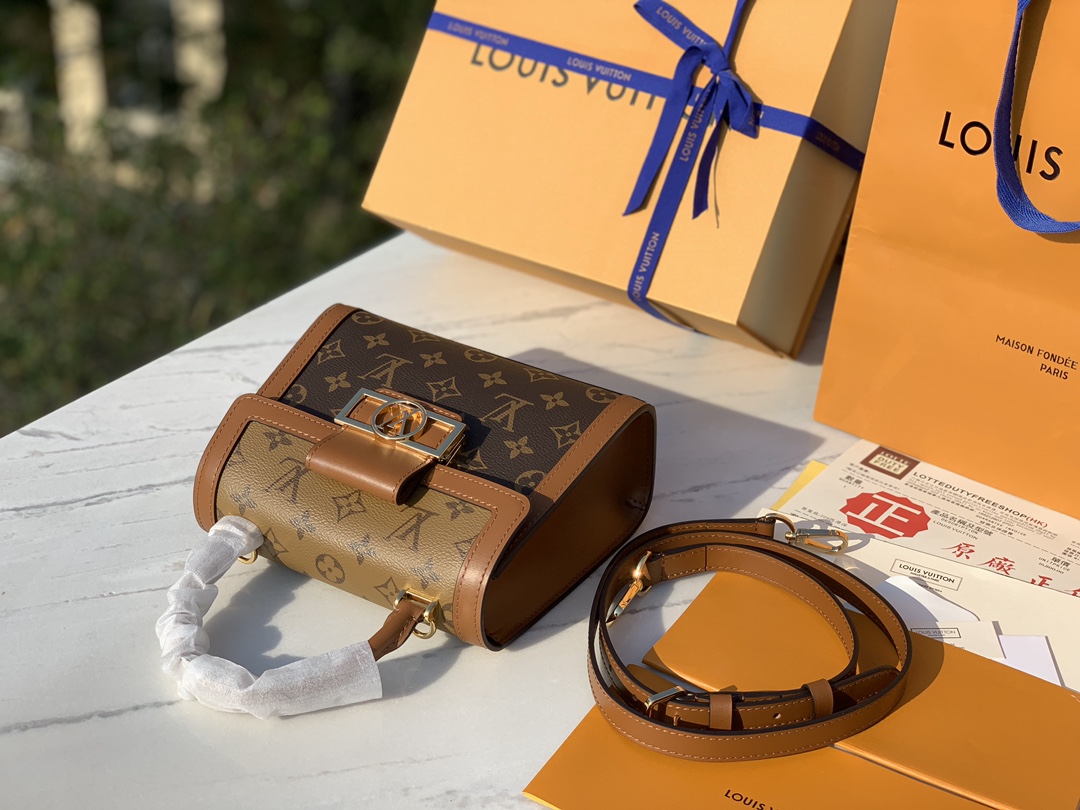 🌼 m46751尺寸：21×16.5×10cm2023年新品走秀款带手柄达芙妮邮差包，Dauphine 