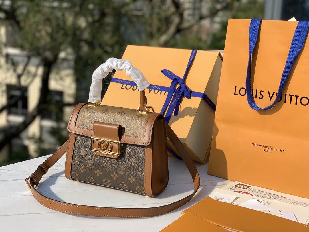 🌼 m46751尺寸：21×16.5×10cm2023年新品走秀款带手柄达芙妮邮差包，Dauphine 