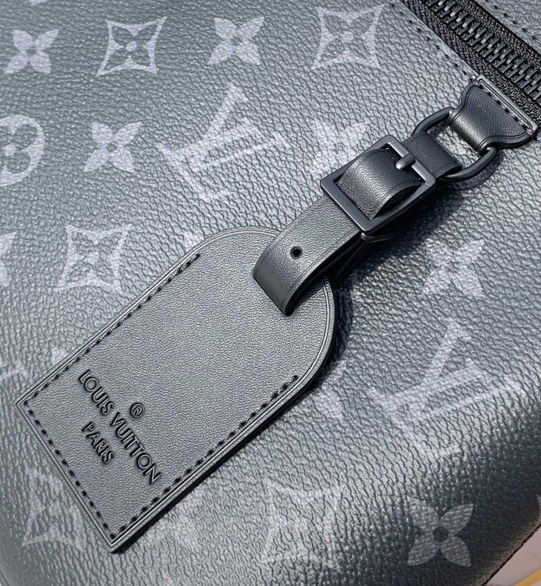 🌼 m40504尺寸:30× 22×5cm贸易公司渠道，LV Aerogram 手拿包，手包超强实用设计