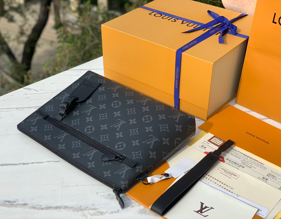 🌼 m40504尺寸:30× 22×5cm贸易公司渠道，LV Aerogram 手拿包，手包超强实用设计