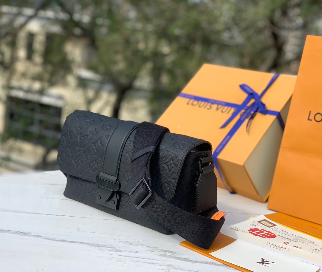 🌼 m23741尺寸：28x16x10cmLV新款S-CAPE M23741男士邮差包，海外渠道出货，这