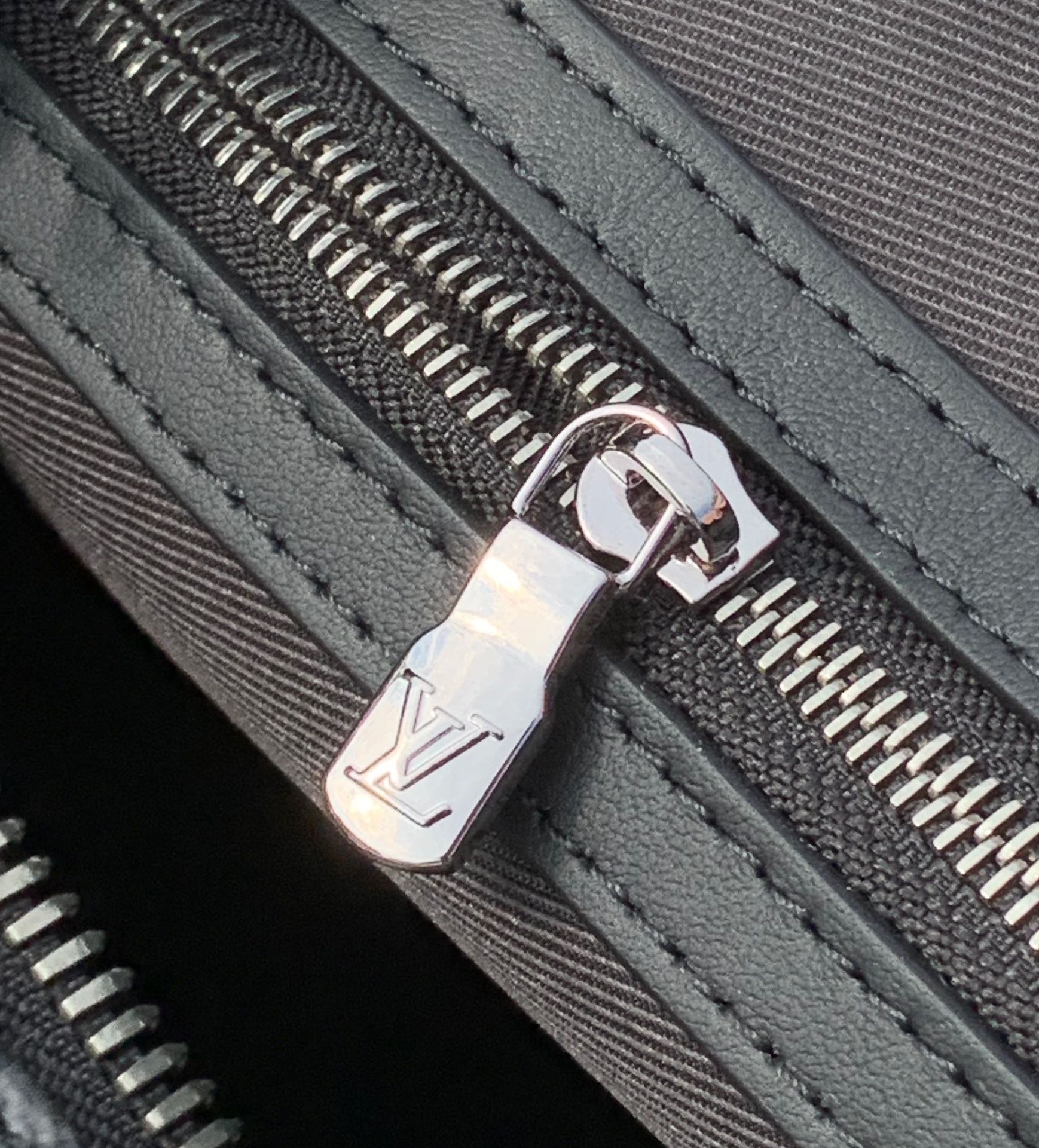 🌼 m46655尺寸：34 x 21 x 16cm香港渠道出货，LV Keepall 35 旅行袋，35