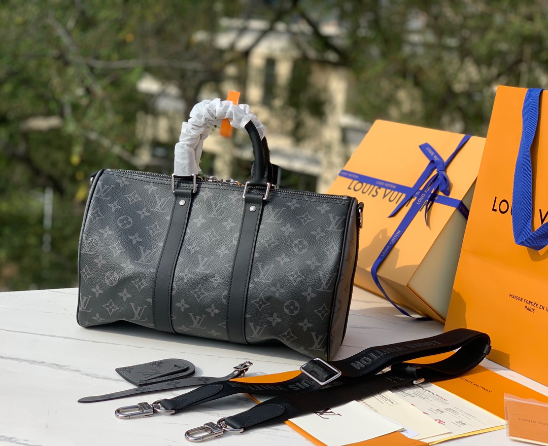 非市场普通货 进口皮料半钢五金 m46655尺寸：34 x 21 x 16cm香港渠道出货，LV Kee