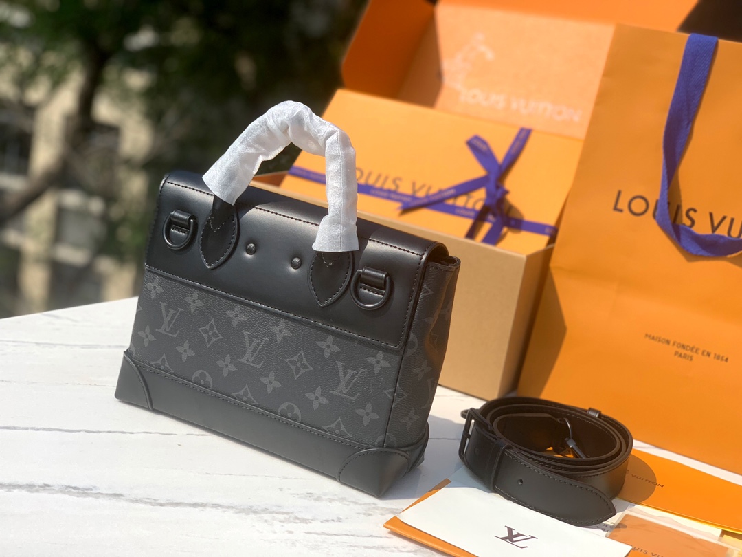 非市场普通货 进口皮料半钢五金 m46953尺寸：25×19×8cmLV 新款STEAMER 黑花盖头斜