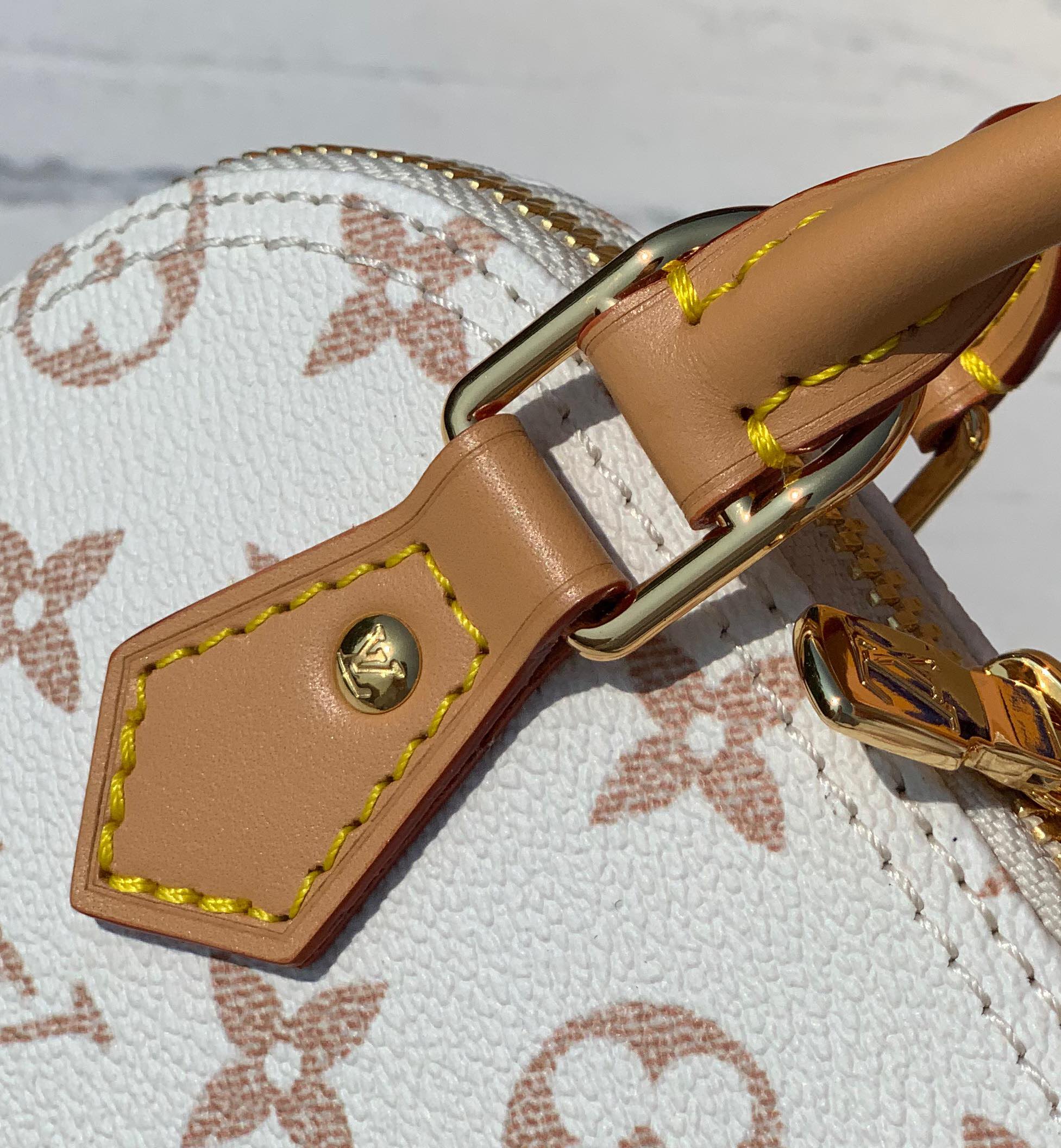 🌼 m82717尺寸：18 x 12 x 8cm🔥🔥这款大家问爆了，出大货啦~2024最新款沙丘系列NA